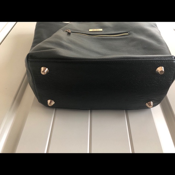 Handbag - Picture 4 of 7